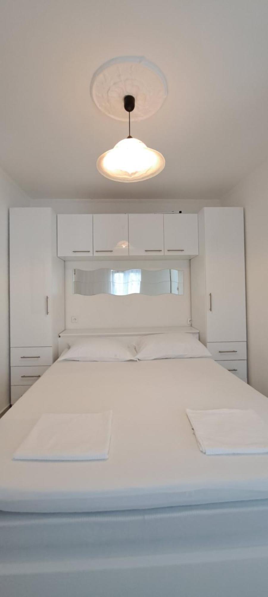 Apartmani Ana-Lora Лопар Екстериор снимка