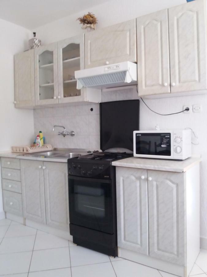 Apartmani Ana-Lora Лопар Екстериор снимка